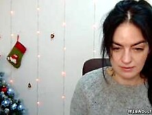 Amateur Ukrainian Babe Leksypapii On Webcam On Xmass Eve