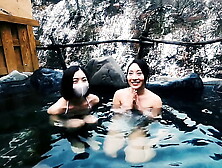 White cat mya and snow sculpture art