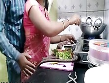 Ghar me kam karane wali maid ko malik ne choda