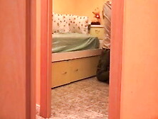 La casalinga e il figlio della vicina