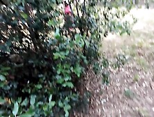 CAZZO GUARDI! Scopata da un GUARDONE SCONOSCIUTO lungo la FERROVIA