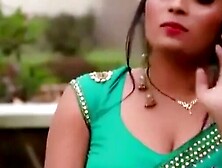 Aisle Bhabhi Becomes A Stunned Victim Of Convenient Sex