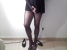 Sashacrossdresser Shemale Tease With Skirt And Stockings (1)