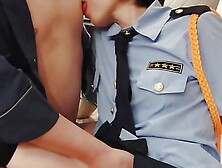 Amateur Pov Cosplay Makes A Female Police Officer Cum With Her Fingers,  Inserts It Raw And Cums Inside Her