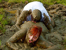 Lara Croft fucked in the mud