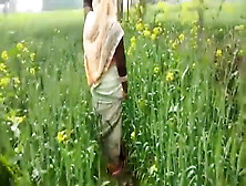 Bhabhi Ko Khet Me Le Jakar Mari Gand