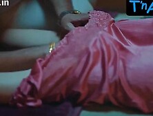 Sarika Salunkhe Butt#breasts Scene In Kala Khatta