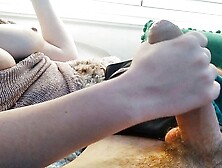 Masturbar una POLLA me relaja,  y mis PEZONES se endurecen