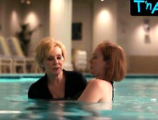 Hannah Einbinder Bikini Scene in Hacks