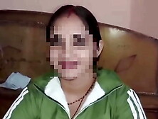 Brother-in-law poked his sister-in-law alone in his in-laws' house, Indian cute lady was fucking in a standing position