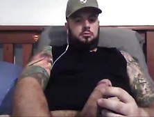 Beefy Boston Guy Cums On Cam