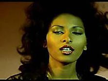 Pam Grier In Bucktown (1975)