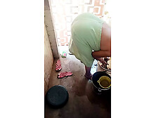 Bath Open Show Desi Bhabhi