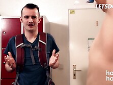 Cute Gals Jessica Portman & Marylin Sugar Unexpected Sex Adventure Full Scene