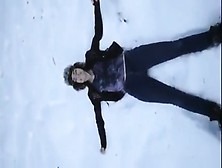 Sexy Slut Masturbates In Forest In Winter - Sexycams777. Com