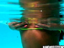 Adorable oriental eighteen gets nude into the pool with a