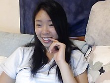 Hot Asian Camgirl