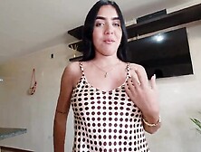 The sister-in-law lets herself be caught for a hardly any dollars