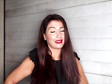 Lena,  25,  has a sparkling sexuality! - Jacquie et Michel TV