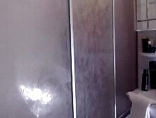 Dusch-Anal mit feuchter Blondbombe