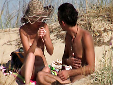 Beach Voyeur Amateurs Nudist Close Up Shaved - Hairy Pussy