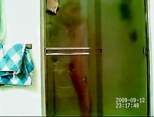 Teen Bathroom Voyeur