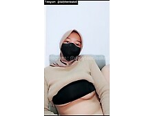 Indonesian Hijabers Teen Live With Boyfriend