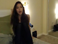 Hot Asian Teen Babe Loves To Masturbate On Cam