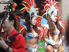 Asian Girls Are Shaking Their Tits At The City Fest Dvd Dsam-02