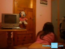 rica pendeja por webcam mostrando el orto