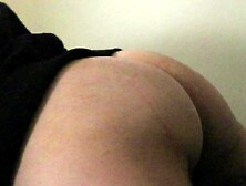 [Moist sounds/asmr] Shaking booty and taking knot