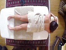 Bigass Girl Facialized After Steamy Massage