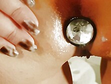 Good girl washes her asshole enema