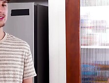 Addison Vodka is wearing princess costume and wants stepbro to treat her cunt like ro