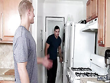 Men - Landon Mycles Gives Up His Tight Ass To Phenix Saint's Huge Dick For Remodeling His Kitchen