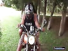 Dirty Tranny Hooker Gets Fucked Outdoor