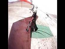 Hang Glider Suffers Malfunction