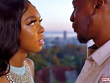 Munro Blaxxx is having casual sex in the midst of the day and enjoying it a lot