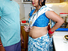 Jizz Donate- Neighbor aunty took out spunk from my Lund in a box for her daughter-in-law,  She gave me attractive Bj in Saree.