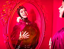 Hazel Moore as Snow White Climax and Squirts on The Evil Queen Bianca Beauchamp - Snow White Porn Cosplay Parody