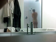 Teen Bathroom Voyeur