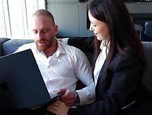 Please! Fuck Me! Screamed Hot Secretary Before Sex! Married Boss Fucked Her So Hard Until She Cum