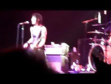 Joan Jett 'i Hate Myself For Loving You' Live!!!