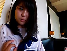 人生初潮吹き！大洪水のツルピタ 瞳の大きな可愛いぴちぴち18歳が学生服で20回以上のイキ祭り。ちびっこ体型貧乳ちっぱいさんスカートに正常位で中出し。個人撮影 ハメ撮り オリジナル セーラー服 学生 アヘ顔 アクメ 会話 手マン ver まお 6 OSAKA