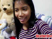 10 Weeks Pregnant Thai Teen Gives Blowjob (18+)