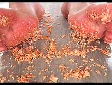 resistência do pé sola do pé esmagamento comida appas crunch com som