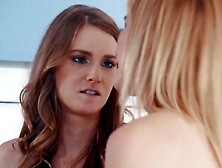 Lesbian Mona Wales analled with sex tool in advance of sixtynine