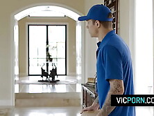 Horny housewife Pristine Edge has anal sex with the delivery stud