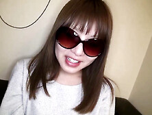 Kameihitomi The Big Sunglasses - 10Musume