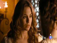 Blanca Suárez In Carlos,  Rey Emperador (2015)